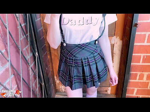 ❤️ Schoolgirl Sucks nws dick tob thiab fucks es tsis txhob ntawm chav kawm. ☑ porno ntawm peb ❌️ Ib